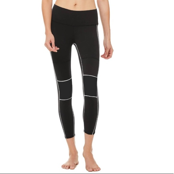ALO 7/8 Guard Legging Black & White. Size: S. - Picture 4 of 6